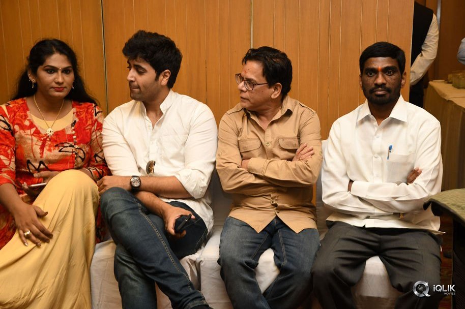 Ami-Thumi-Movie-Success-Meet